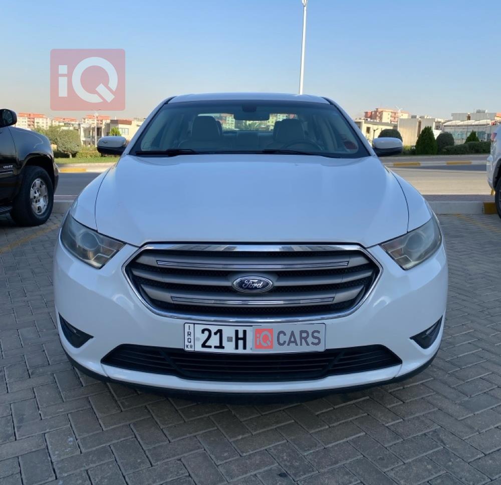 Ford Taurus